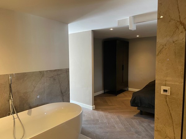 Medium property photo - Aalsmeerweg 20-3, 1059 AJ Amsterdam
